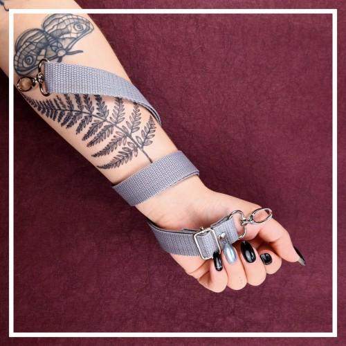 PASEK DO NERKI SZARY 0