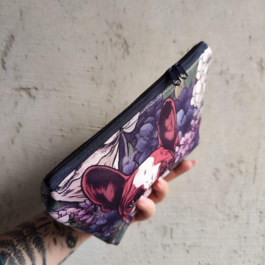 KOSMETYCZKA BULLDOG FRANCUSKI 1