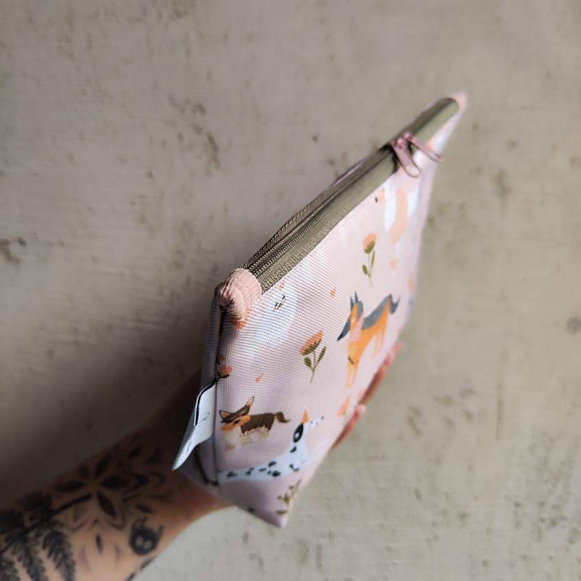 KOSMETYCZKA PIESKI 1