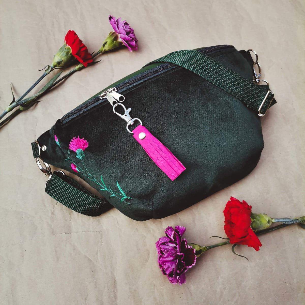 NERKA XXL GOŹDZIKI 1