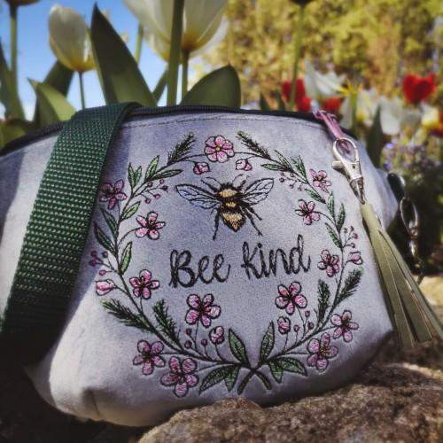 NERKA MINI BEE KIND 0