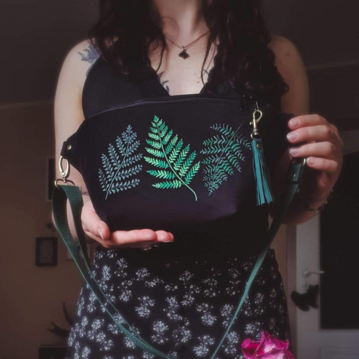 NERKA XXL LIŚCIE PAPROCI 0