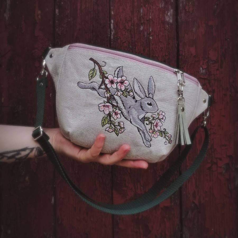 NERKA XXL ZAJĄC W KWIATACH 0