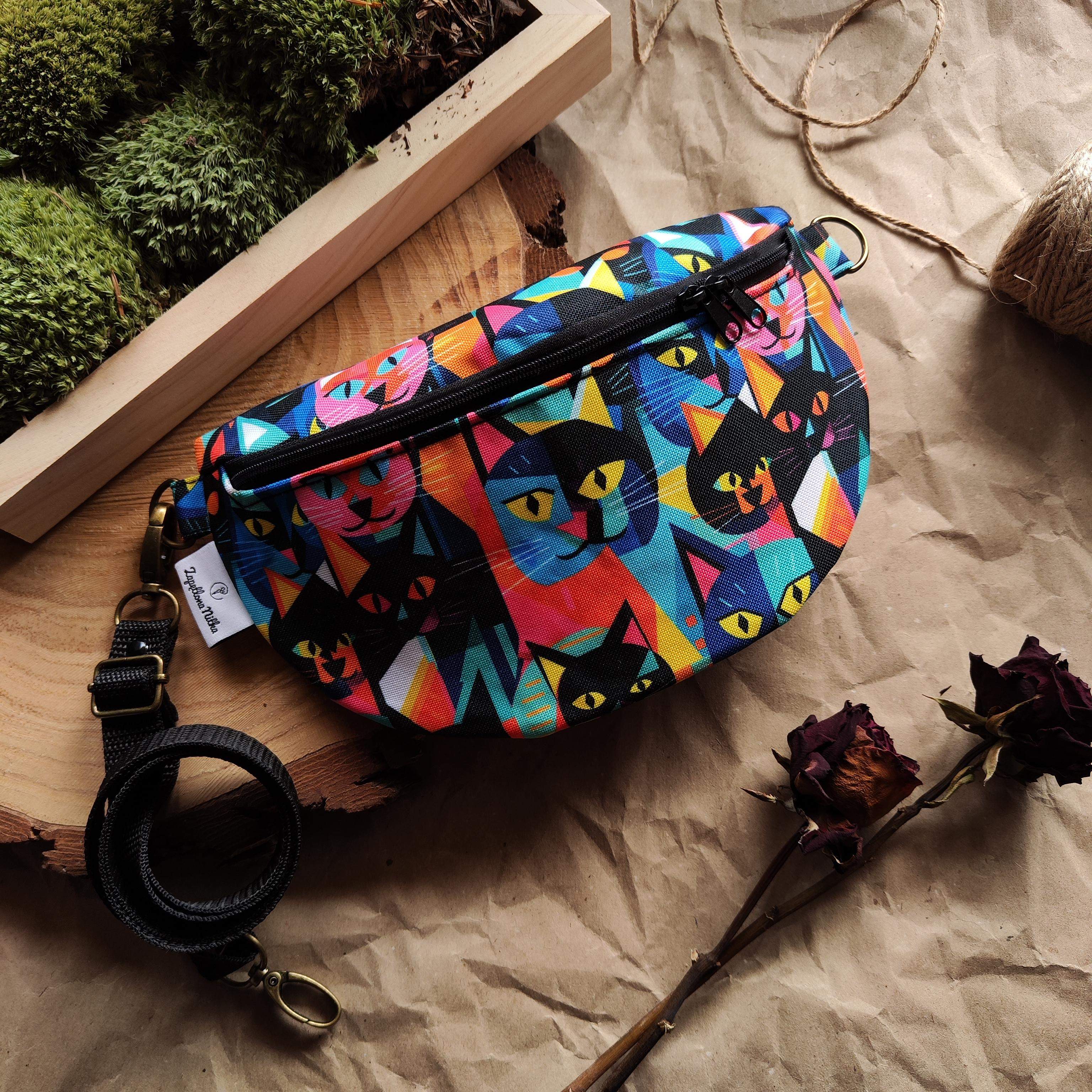 NERECZKA PÓŁKSIĘŻYC KOTY 1