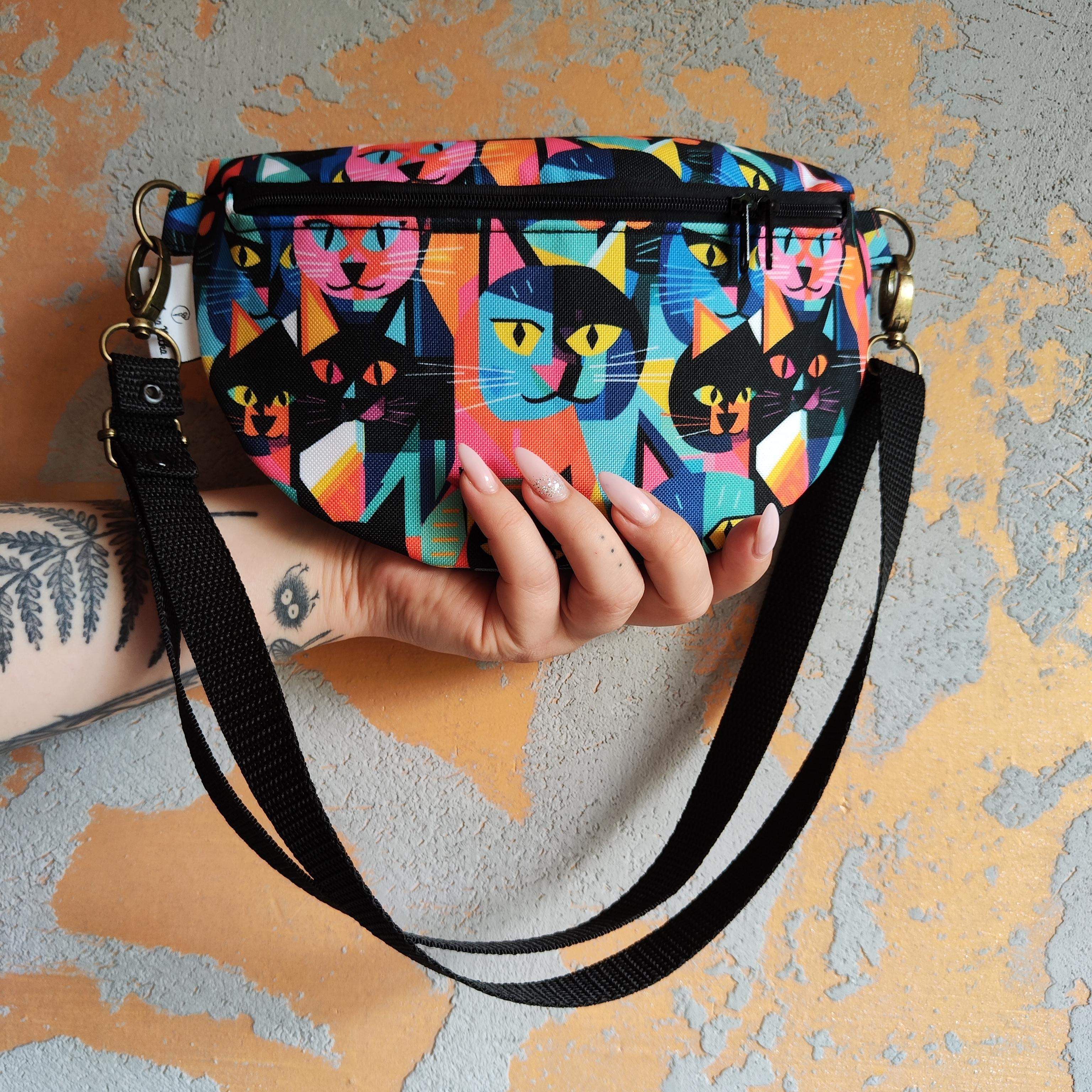 NERECZKA PÓŁKSIĘŻYC KOTY 0