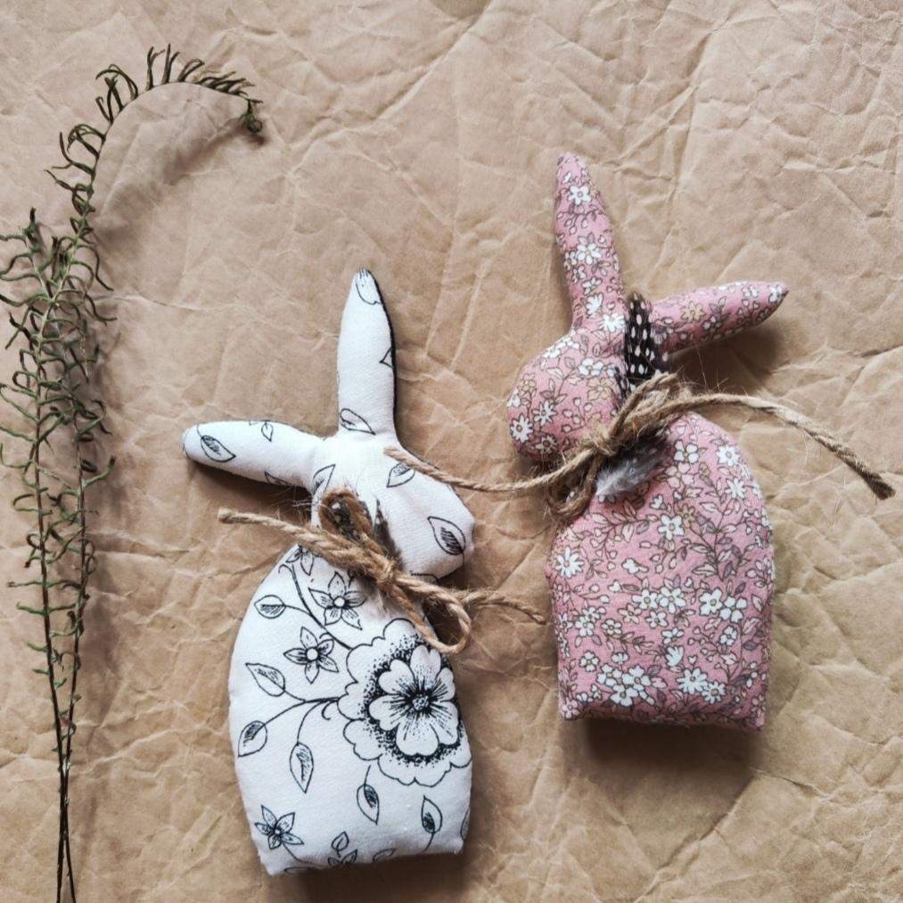 DAISY I OSKAR ZAKOCHANE ZAJĄCZKI 0