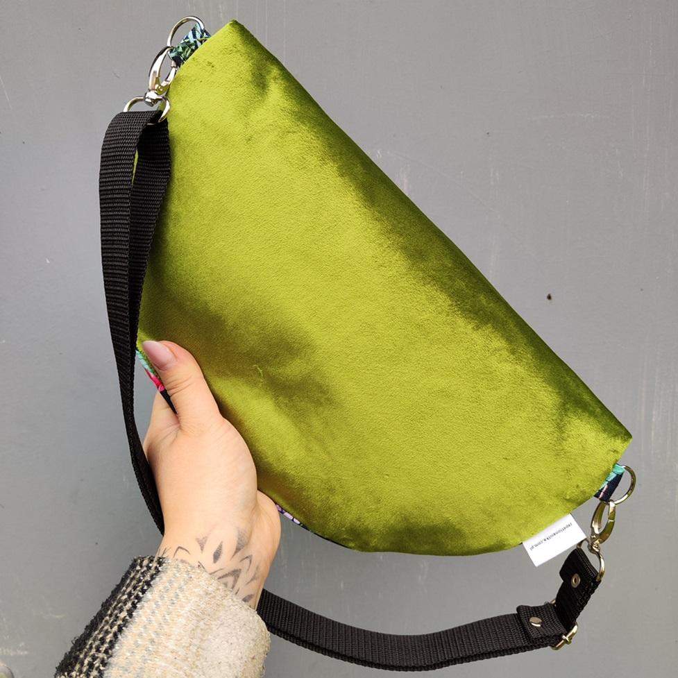 NERKA PÓŁKSIĘŻYC GIGANT ŁĄKA 1