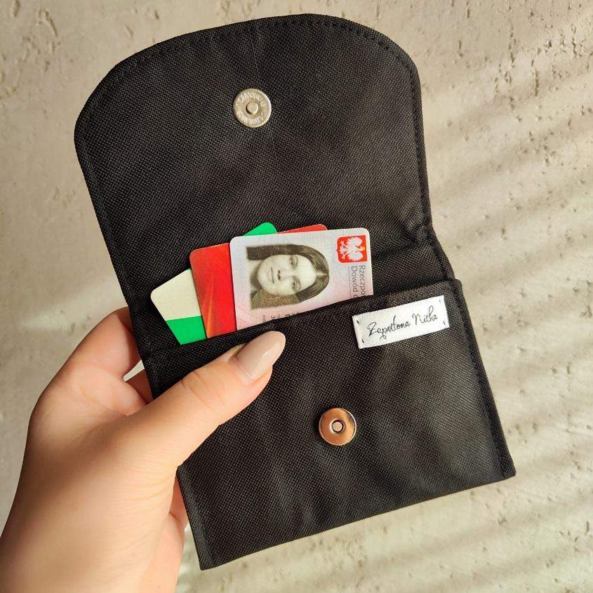 PORTFELIK/CARDHOLDER 1