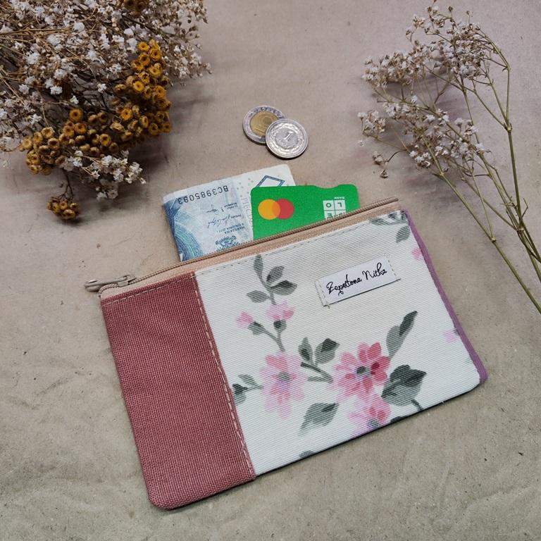 KOSMETYCZKA PRZYDASIE 0