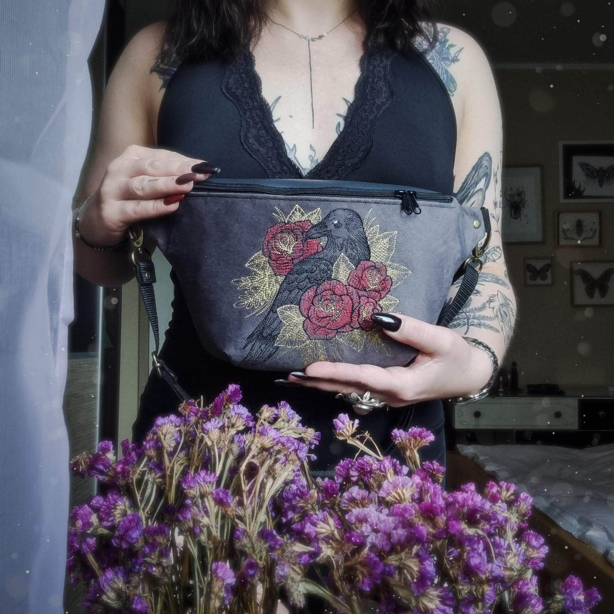 NERKA XXL KRUK W RÓŻACH 0