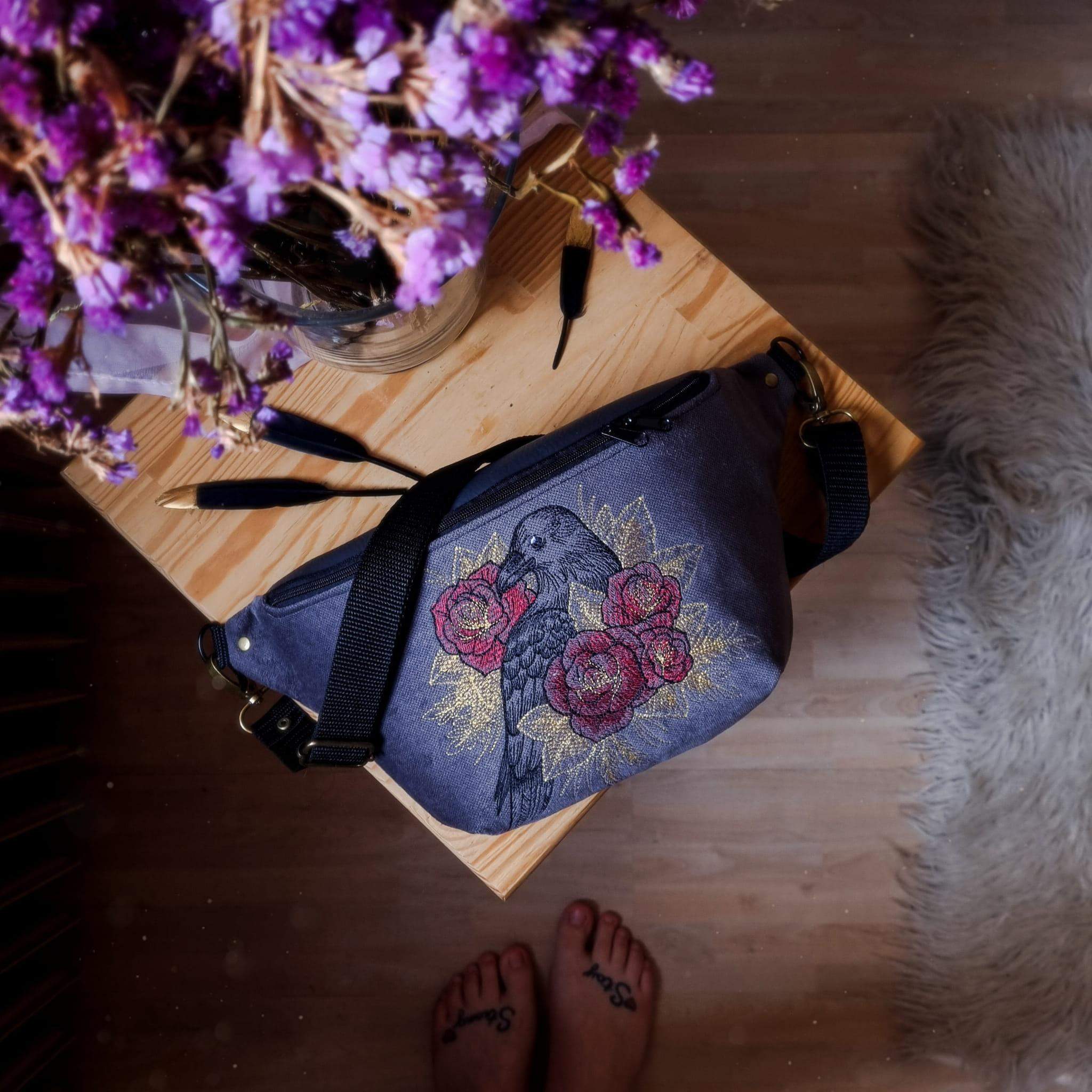 NERKA XXL KRUK W RÓŻACH 1