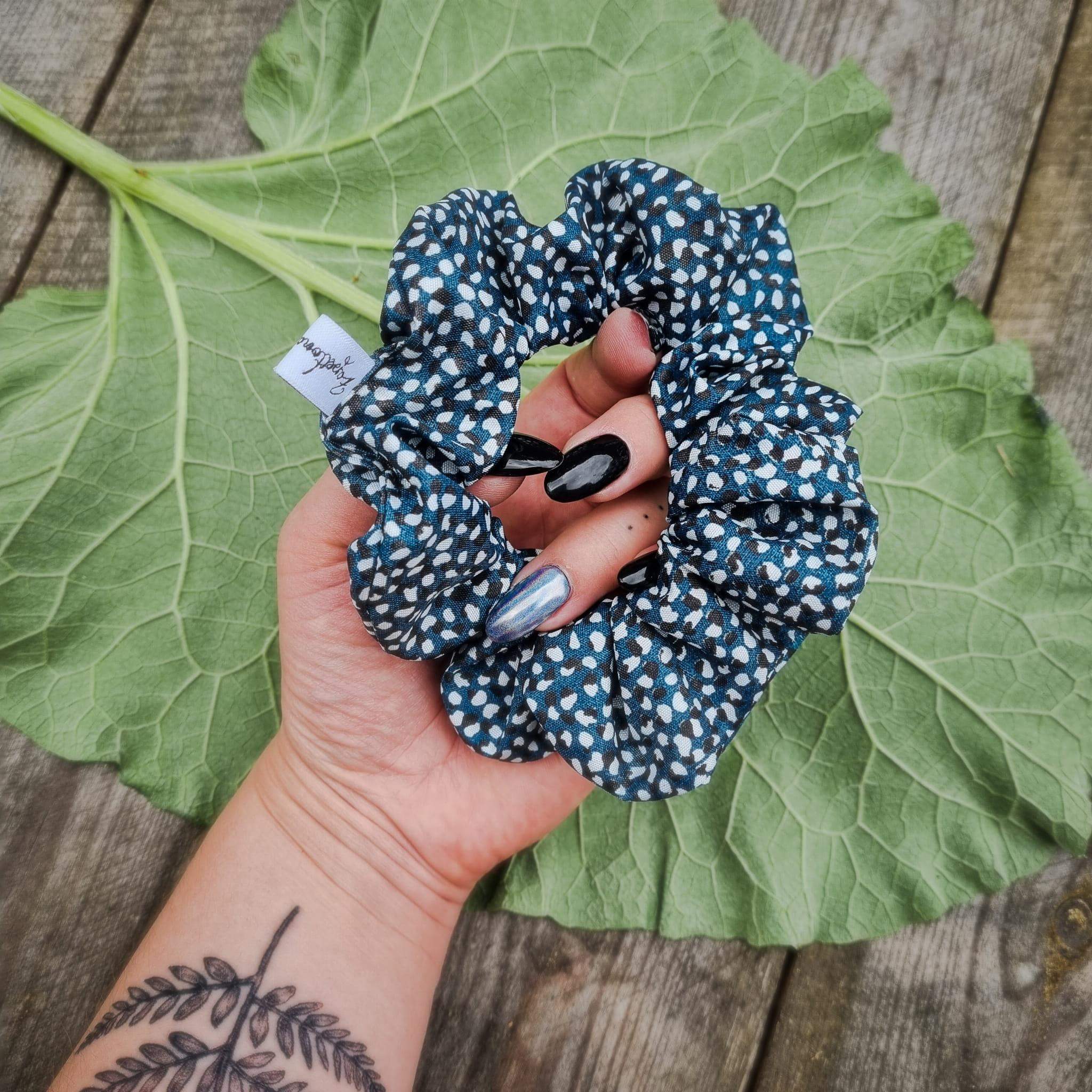 GUMKA DO WŁOSÓW TURKUSOWA 1