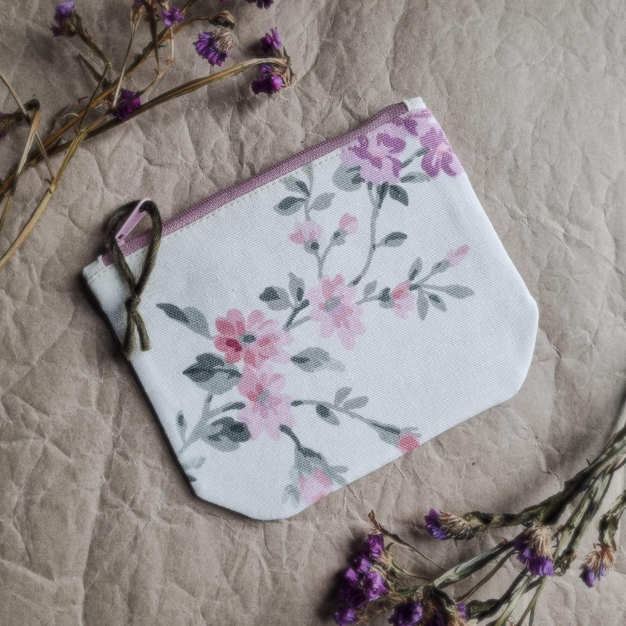 KOSMETYCZKA KWIATUSZKI 1