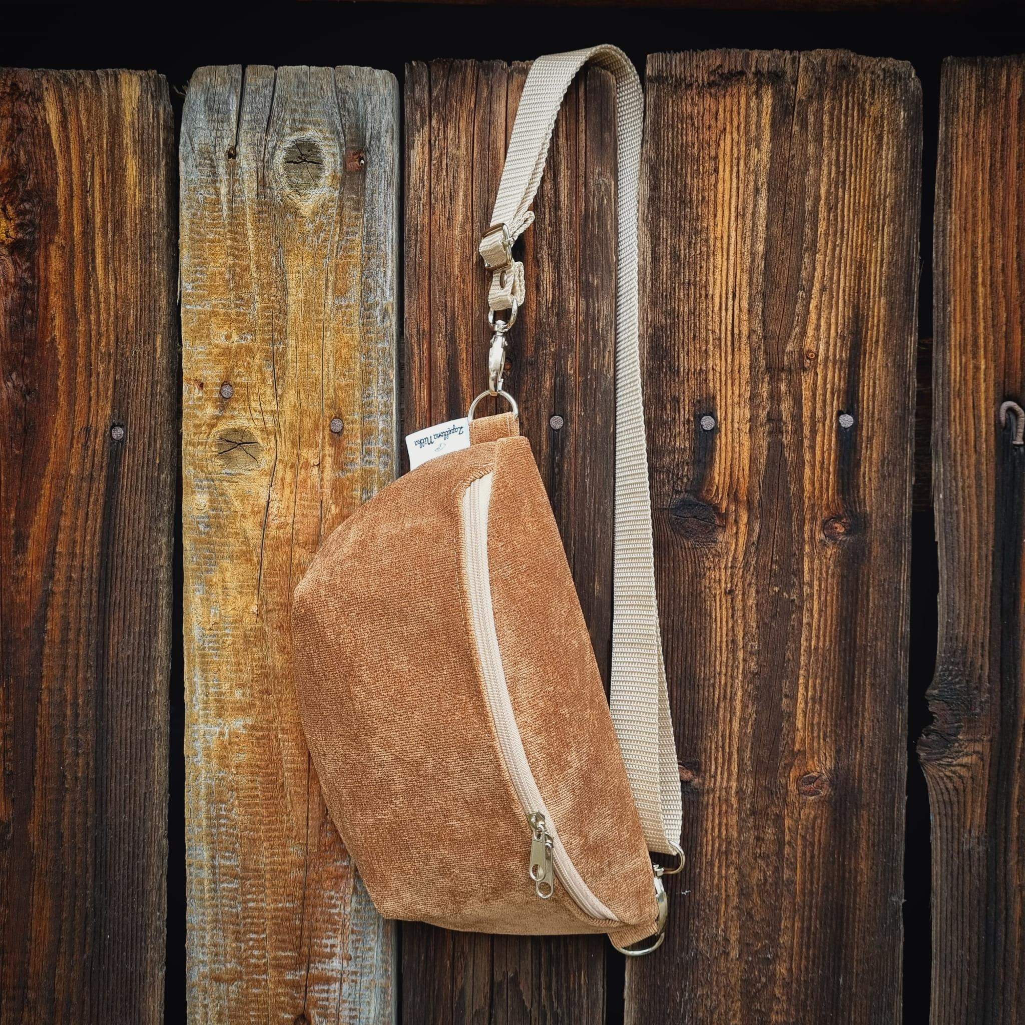 NERECZKA PÓŁKSIĘŻYC CIEMNY BEŻ 0